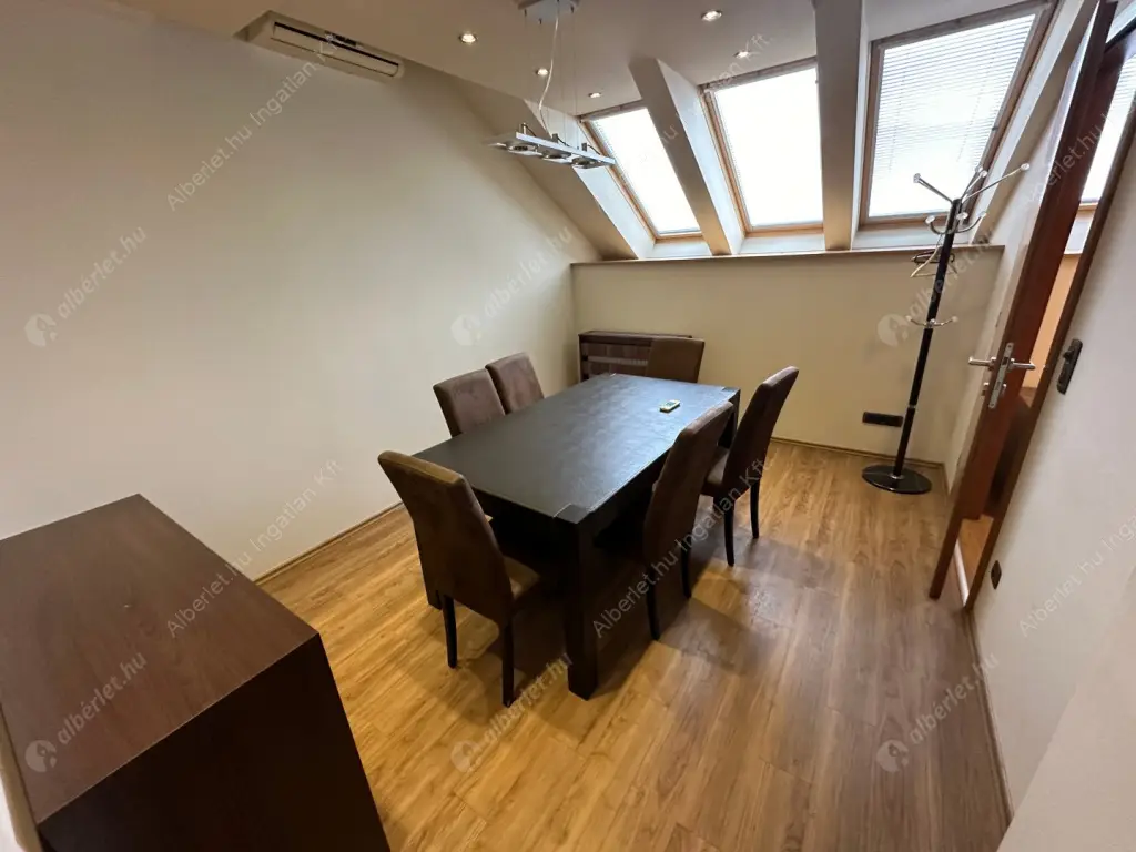 Kiadó albérlet 360000 Ft/hó áron: Budapest, VI. kerület  Andrássy út. Mérete: 75 nm, 3 szobás | Alberlet.hu - 6518598