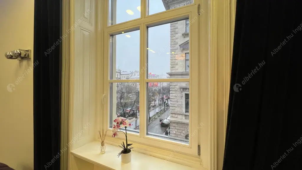 Kiadó albérlet 500000 Ft/hó áron: Budapest, VI. kerület  Andrássy út. Mérete: 76 nm, 2 szobás | Alberlet.hu - 6525062