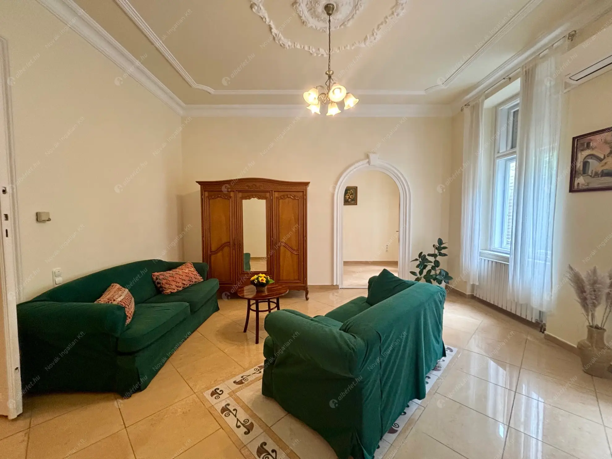 Kiadó albérlet 430000 Ft/hó áron: Budapest, VI. kerület  Andrássy út. Mérete: 77 nm, 3 szobás | Alberlet.hu - 6556890