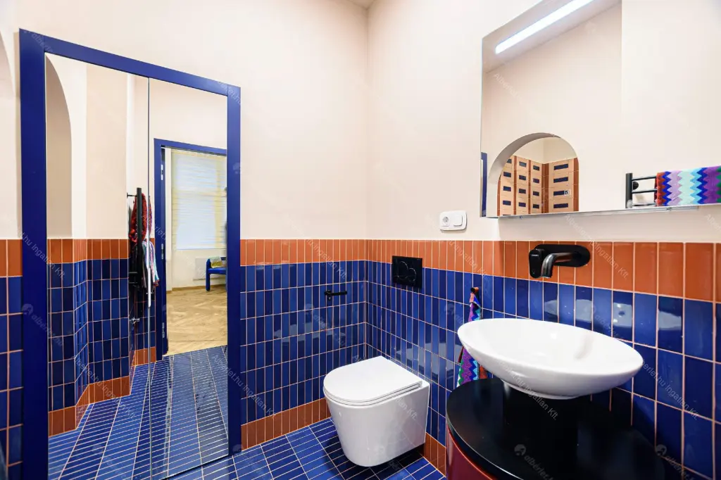 Kiadó albérlet 989000 Ft/hó áron: Budapest, VI. kerület  Andrássy út. Mérete: 77 nm, 3 szobás | Alberlet.hu - 6687361