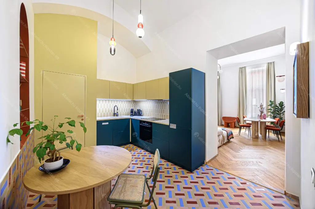 Kiadó albérlet 928000 Ft/hó áron: Budapest, VI. kerület  Andrássy út. Mérete: 77 nm, 3 szobás | Alberlet.hu - 6691221