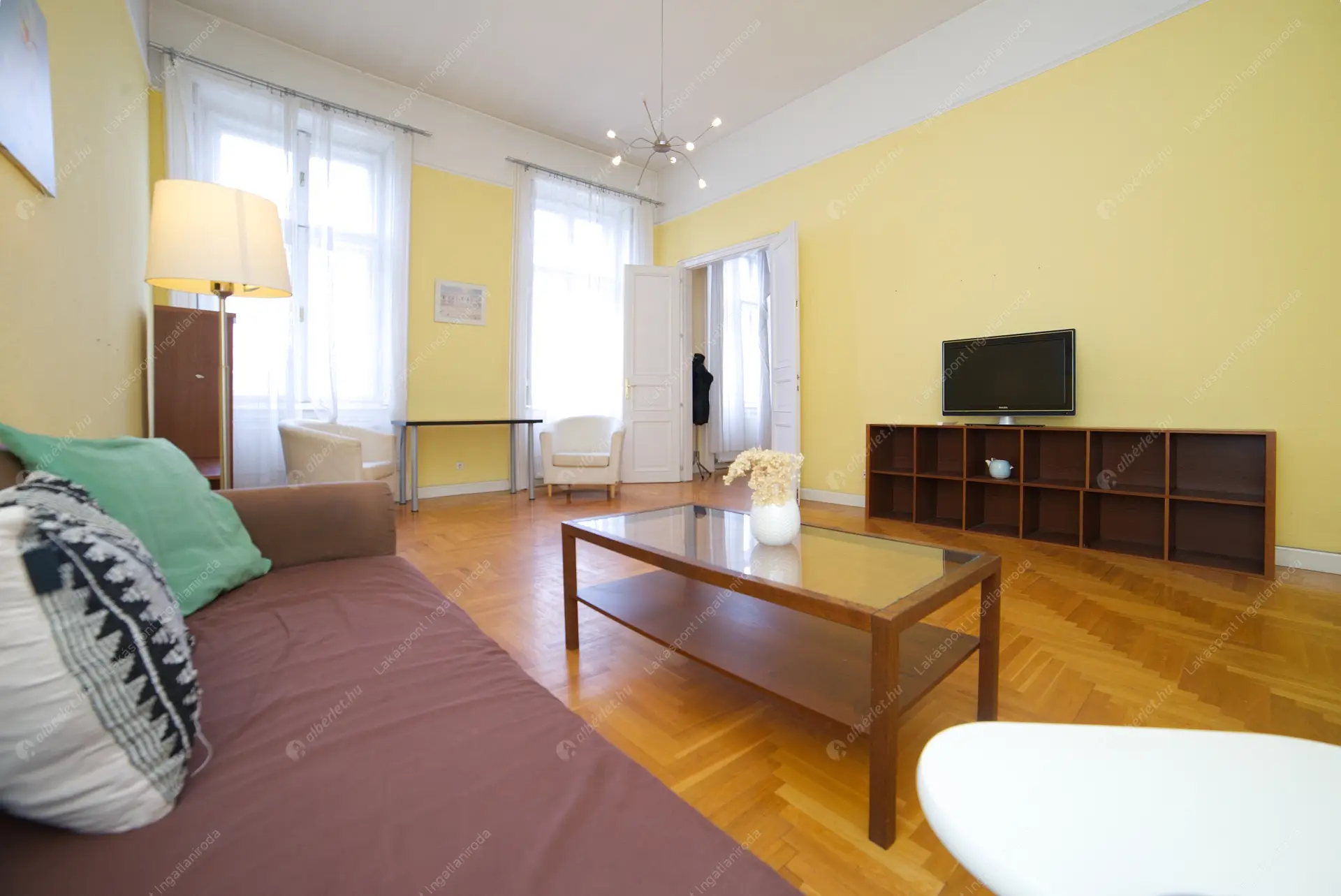 Kiadó albérlet 281000 Ft/hó áron: Budapest, VI. kerület  Andrássy út. Mérete: 80 nm, 2 szobás | Alberlet.hu - 6587485