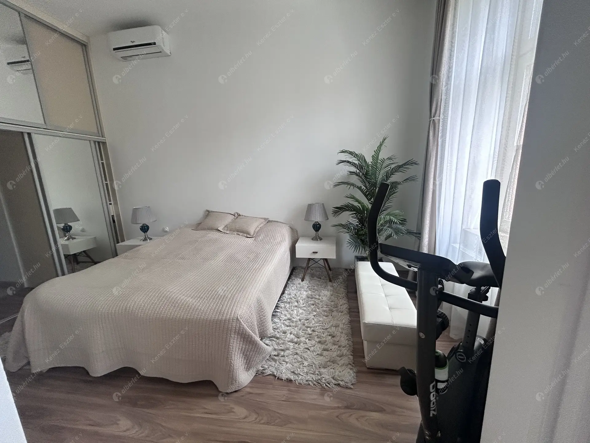 Kiadó albérlet 790000 Ft/hó áron: Budapest, VI. kerület  Andrássy út. Mérete: 80 nm, 2 szobás | Alberlet.hu - 6491474