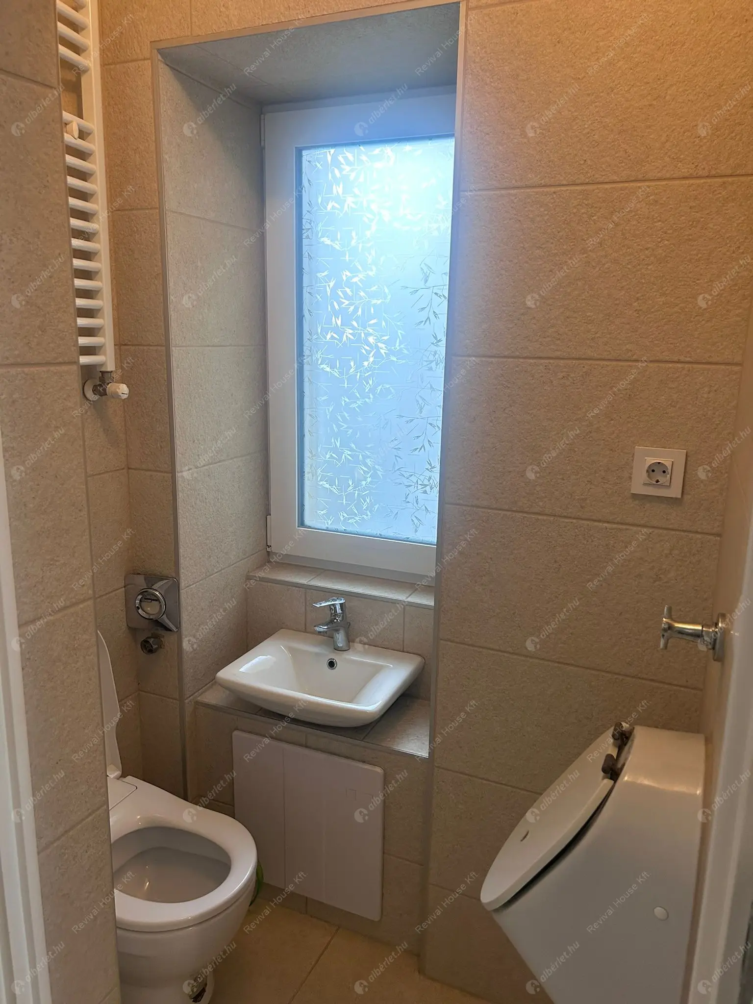 Kiadó albérlet 722000 Ft/hó áron: Budapest, VI. kerület  Andrássy út. Mérete: 80 nm, 3 szobás | Alberlet.hu - 6625120