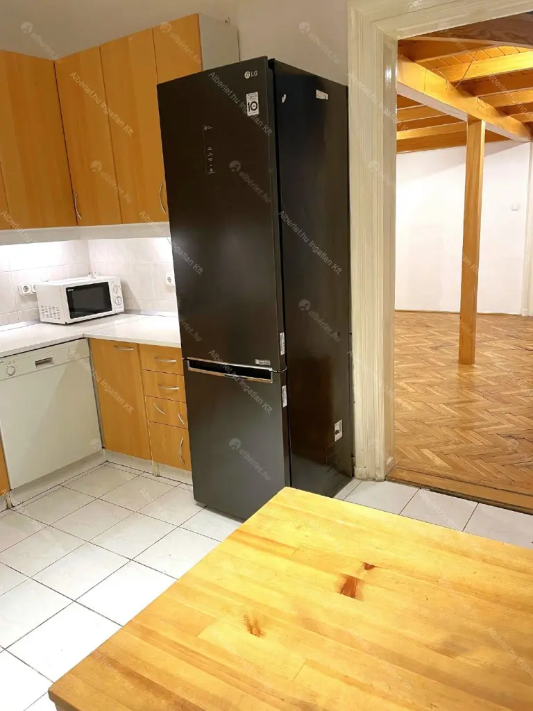 Kiadó albérlet 300000 Ft/hó áron: Budapest, VI. kerület  Andrássy út. Mérete: 90 nm, 2 szobás | Alberlet.hu - 6708854