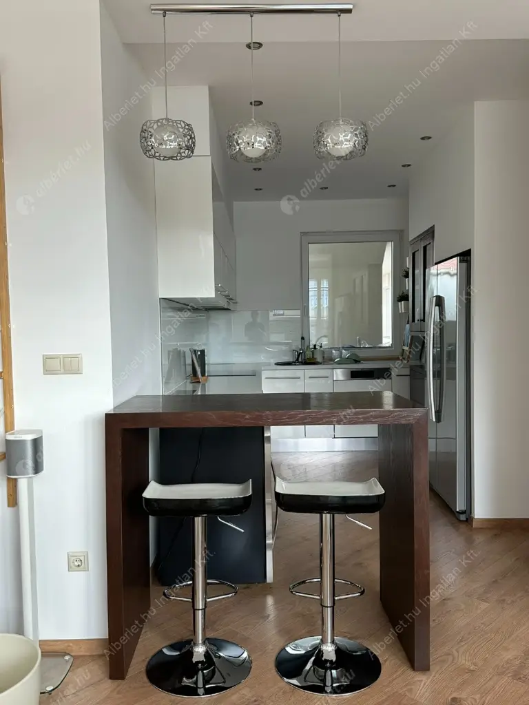 Kiadó albérlet 699000 Ft/hó áron: Budapest, VI. kerület  Andrássy út. Mérete: 97 nm, 3 szobás | Alberlet.hu - 6563903