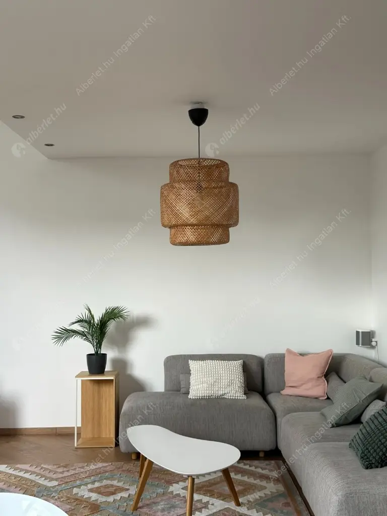 Kiadó albérlet 699000 Ft/hó áron: Budapest, VI. kerület  Andrássy út. Mérete: 97 nm, 3 szobás | Alberlet.hu - 6563907