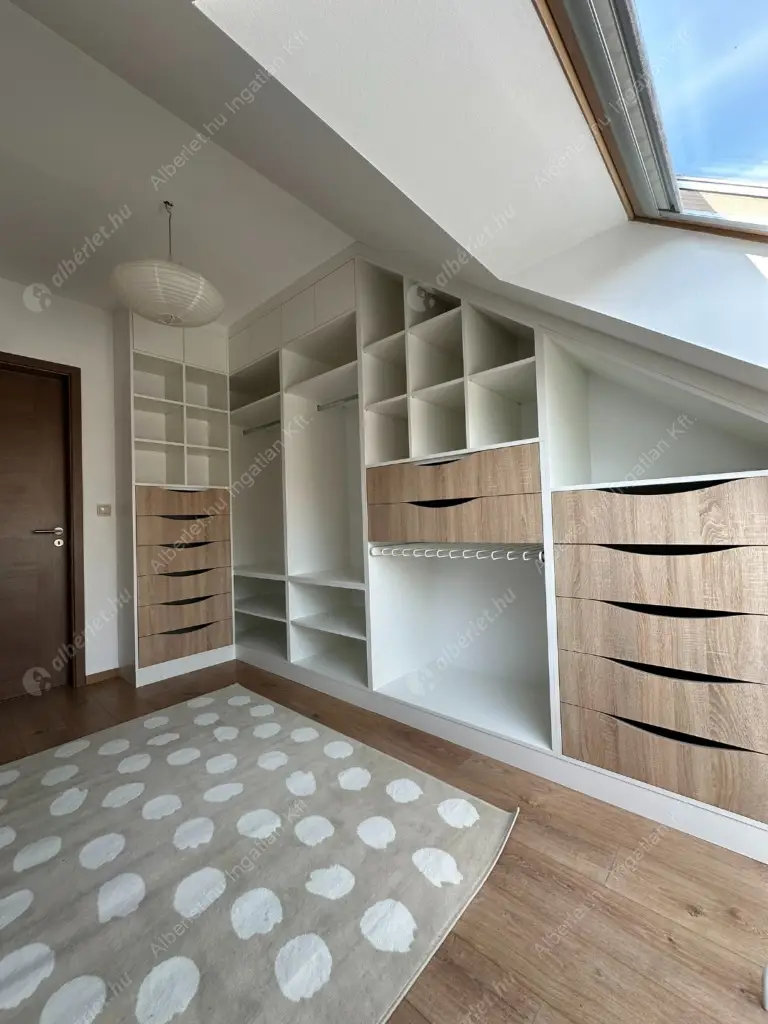 Kiadó albérlet 699000 Ft/hó áron: Budapest, VI. kerület  Andrássy út. Mérete: 97 nm, 3 szobás | Alberlet.hu - 6563913