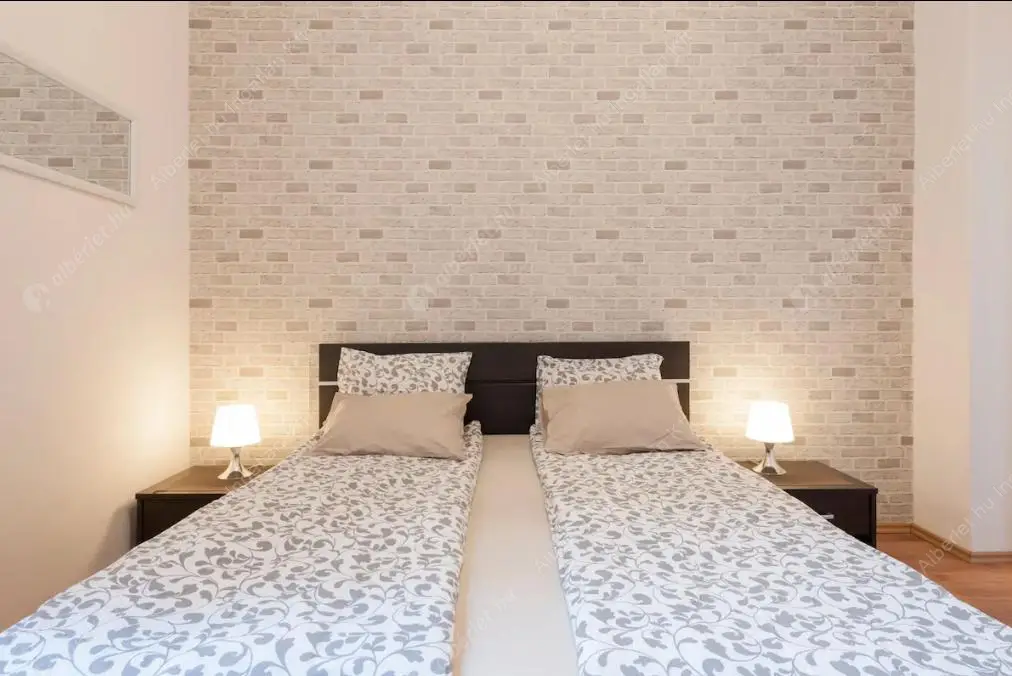 Kiadó albérlet 230000 Ft/hó áron: Budapest, VI. kerület  Andrássy utca. Mérete: 42 nm, 1 szobás | Alberlet.hu - 6631539