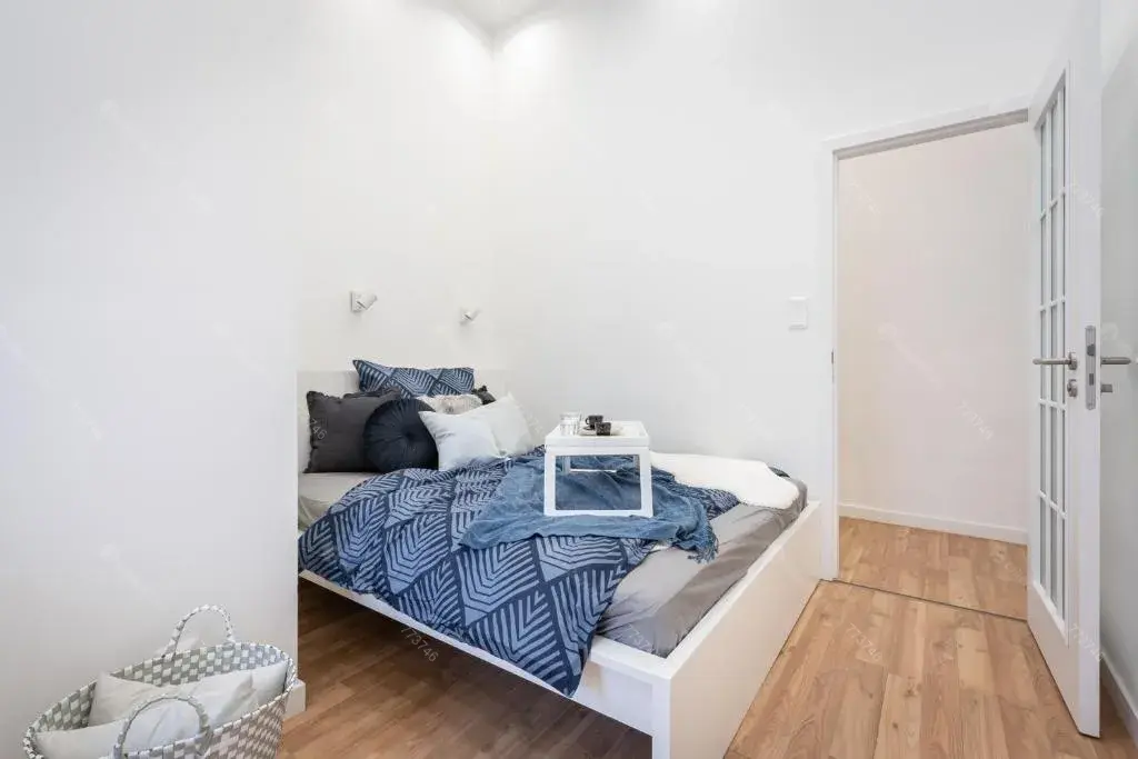 Kiadó albérlet 500000 Ft/hó áron: Budapest, VI. kerület   Anker köz . Mérete: 70 nm, 2 szobás | Alberlet.hu - 6641104