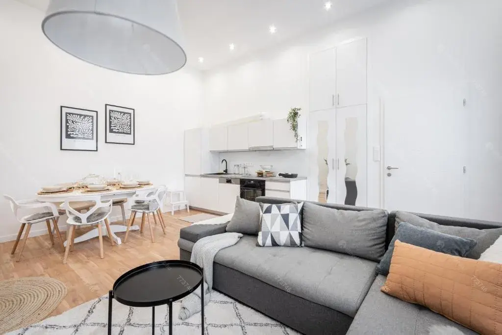 Kiadó albérlet 500000 Ft/hó áron: Budapest, VI. kerület   Anker köz . Mérete: 70 nm, 2 szobás | Alberlet.hu - 6641113