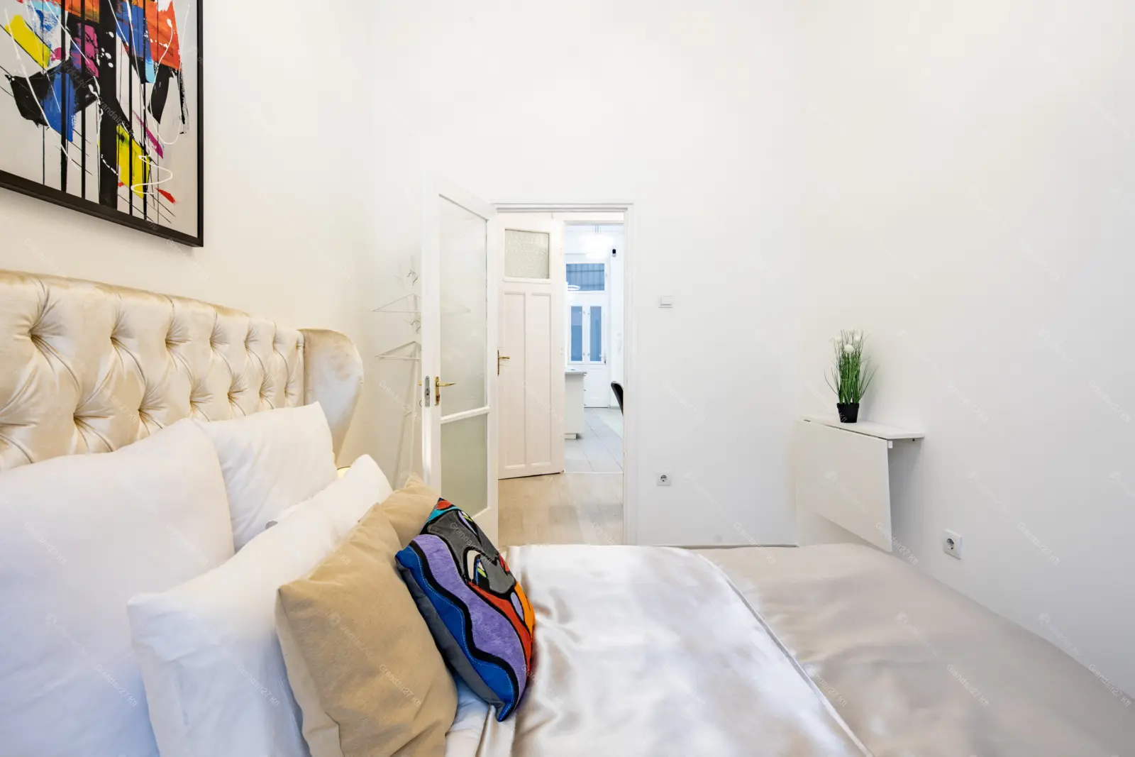 Kiadó albérlet 650000 Ft/hó áron: Budapest, VI. kerület  Anker köz. Mérete: 110 nm, 5 szobás | Alberlet.hu - 6661481