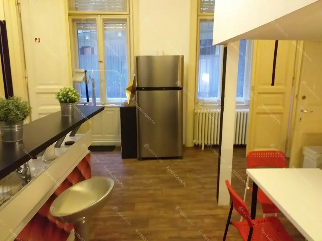 Kiadó albérlet 230000 Ft/hó áron: Budapest, VI. kerület  Anker köz. Mérete: 68 nm, 2 szobás | Alberlet.hu - 6665749