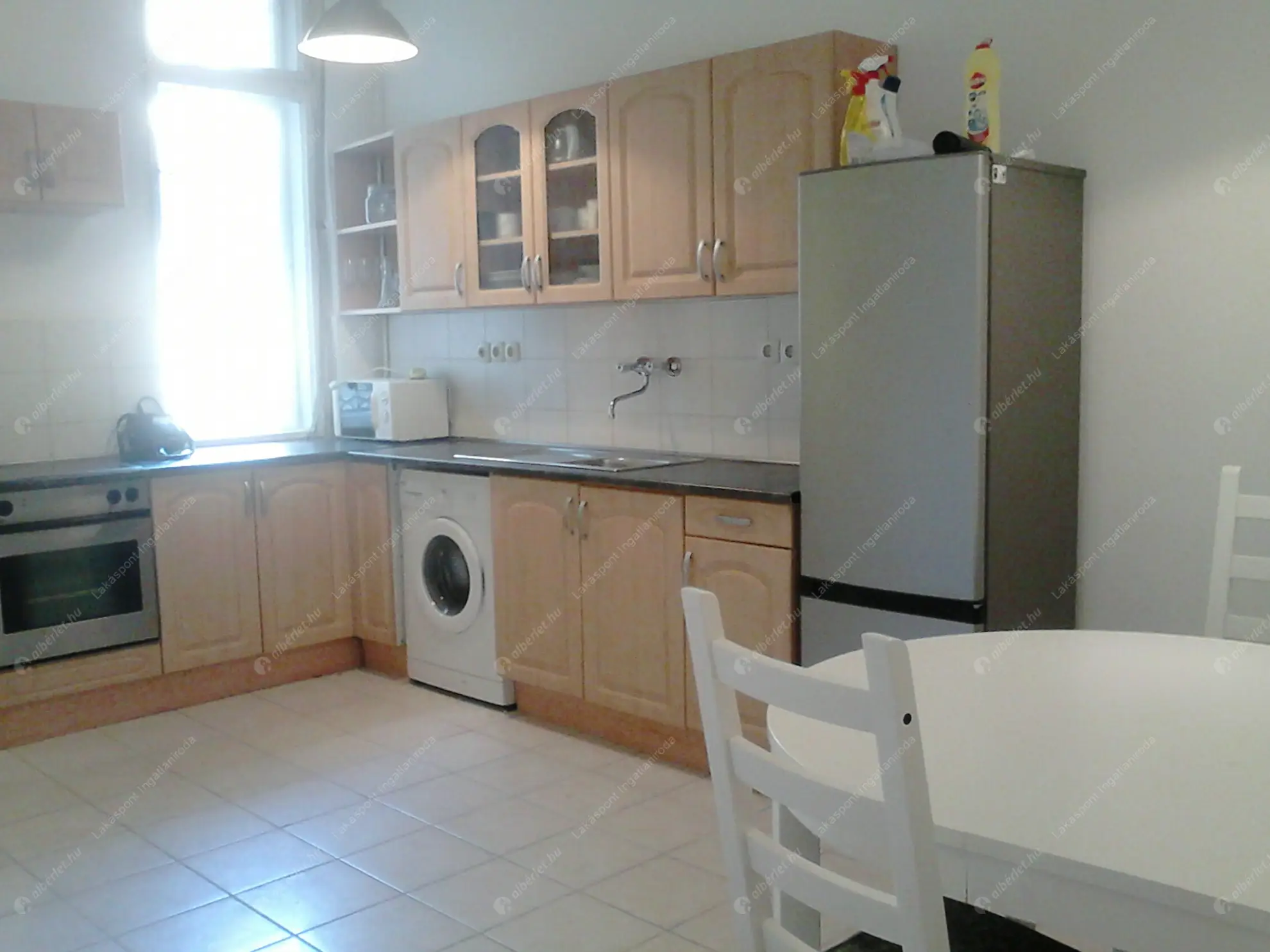 Kiadó albérlet 289000 Ft/hó áron: Budapest, VI. kerület  Anker köz. Mérete: 80 nm, 3 szobás | Alberlet.hu - 6613813