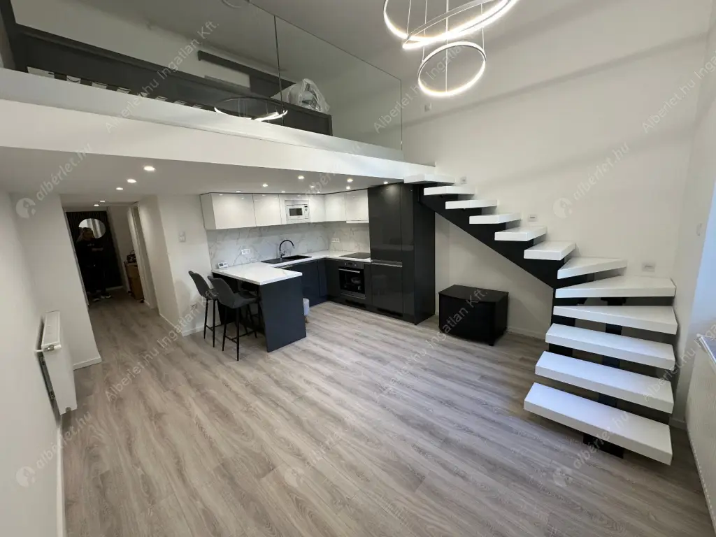 Kiadó albérlet 320000 Ft/hó áron: Budapest, VI. kerület  Aradi utca. Mérete: 40 nm, 1 szobás | Alberlet.hu - 6551609