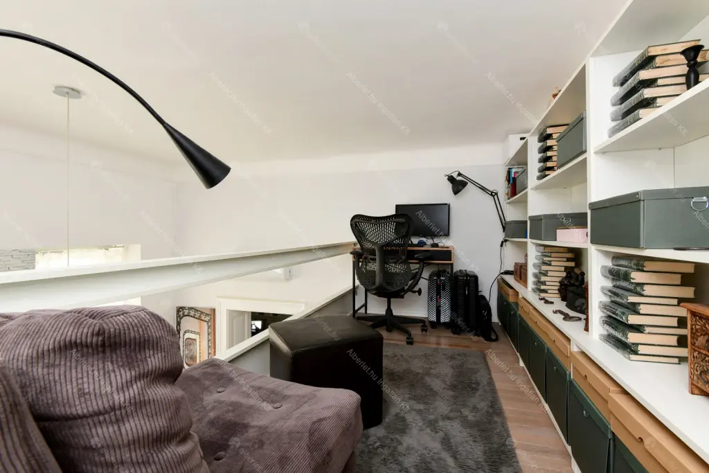 Kiadó albérlet 300000 Ft/hó áron: Budapest, VI. kerület  Aradi utca. Mérete: 49 nm, 1 szobás | Alberlet.hu - 6647342