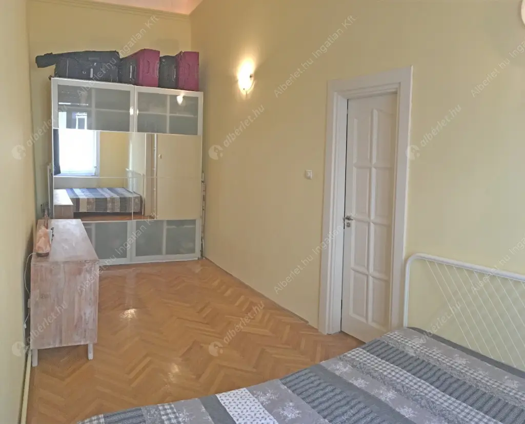 Kiadó albérlet 280000 Ft/hó áron: Budapest, VI. kerület  Aradi utca. Mérete: 67 nm, 3 szobás | Alberlet.hu - 6617256