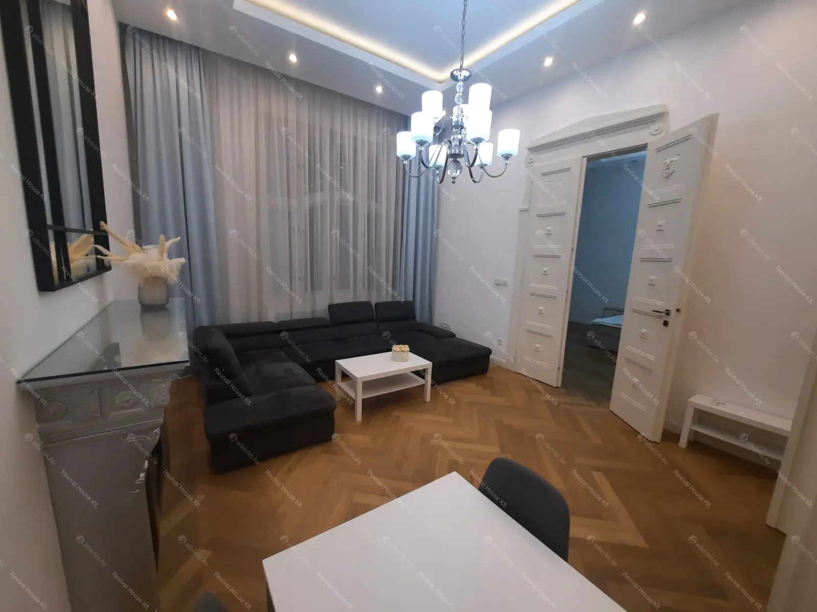 Kiadó albérlet 428000 Ft/hó áron: Budapest, VI. kerület  Aradi utca. Mérete: 92 nm, 3 szobás | Alberlet.hu - 6134062