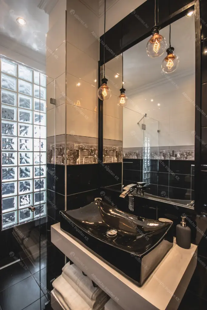 Kiadó albérlet 467000 Ft/hó áron: Budapest, VI. kerület  Bajcsy-Zsilinszky köz. Mérete: 78 nm, 2 szobás | Alberlet.hu - 6688883