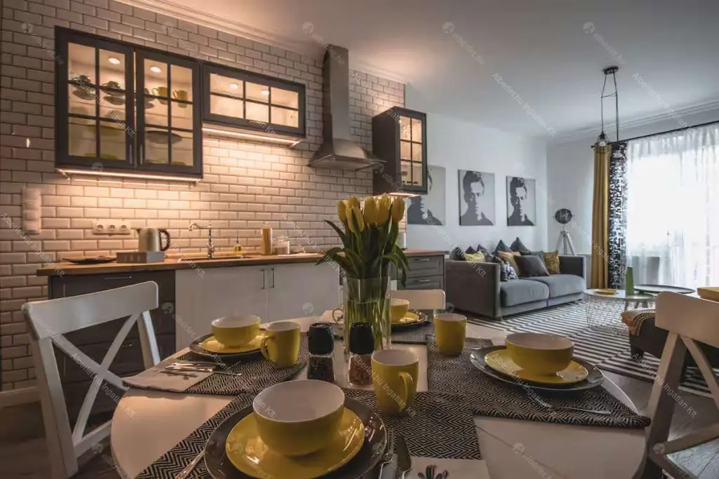 Kiadó albérlet 467000 Ft/hó áron: Budapest, VI. kerület  Bajcsy-Zsilinszky köz. Mérete: 78 nm, 2 szobás | Alberlet.hu - 6688899