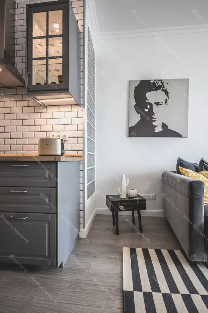 Kiadó albérlet 437000 Ft/hó áron: Budapest, VI. kerület  Bajcsy-Zsilinszky köz. Mérete: 78 nm, 2 szobás | Alberlet.hu - 6690091