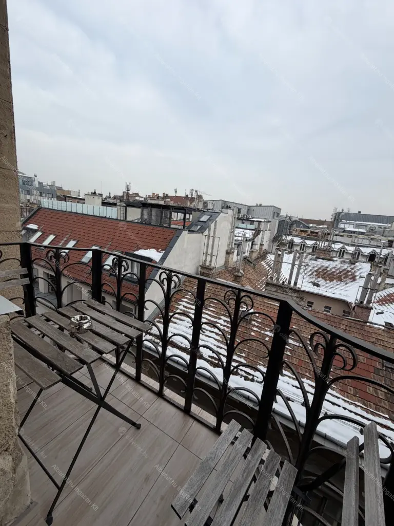 Kiadó albérlet 437000 Ft/hó áron: Budapest, VI. kerület  Bajcsy-Zsilinszky köz. Mérete: 78 nm, 2 szobás | Alberlet.hu - 6690100