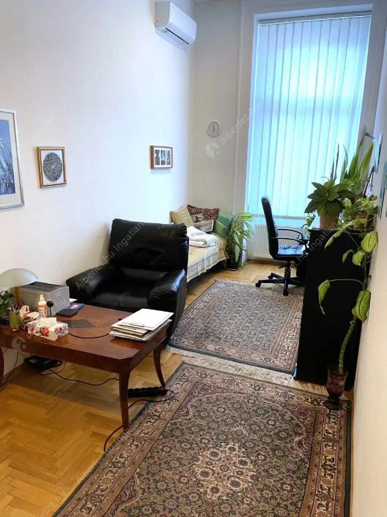 Kiadó albérlet 350000 Ft/hó áron: Budapest, VI. kerület  Bajcsy-Zsilinszky út. Mérete: 106 nm, 3 szobás | Alberlet.hu - 6605060