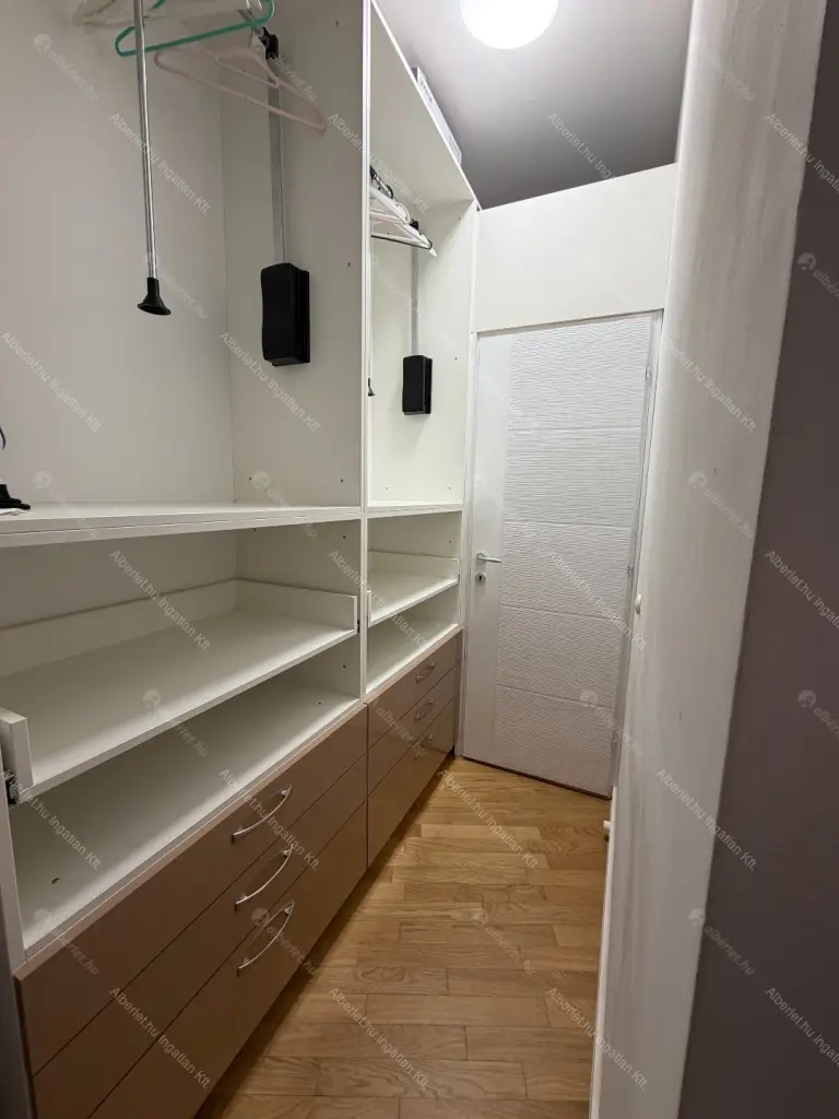 Kiadó albérlet 700000 Ft/hó áron: Budapest, VI. kerület  Bajcsy-Zsilinszky út. Mérete: 115 nm, 4 szobás | Alberlet.hu - 6688810