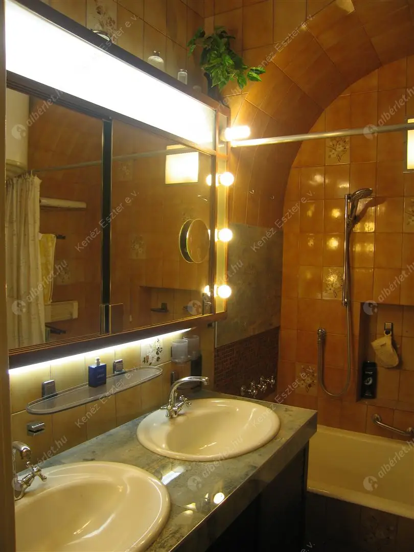 Kiadó albérlet 400000 Ft/hó áron: Budapest, VI. kerület  Bajcsy-Zsilinszky út. Mérete: 120 nm, 3 szobás | Alberlet.hu - 6539844