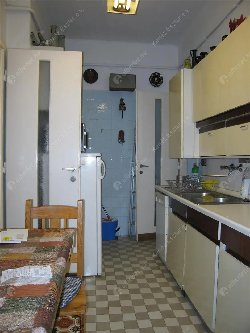 Kiadó albérlet 400000 Ft/hó áron: Budapest, VI. kerület  Bajcsy-Zsilinszky út. Mérete: 120 nm, 3 szobás | Alberlet.hu - 6539891