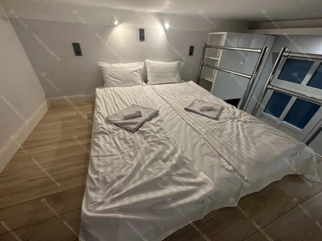 Kiadó albérlet 270000 Ft/hó áron: Budapest, VI. kerület  Bajcsy-Zsilinszky út. Mérete: 53 nm, 1 szobás | Alberlet.hu - 6671442