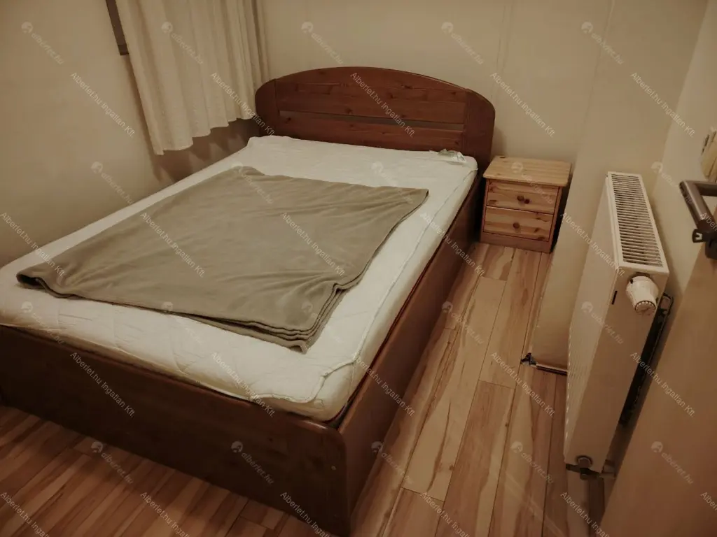 Kiadó albérlet 320000 Ft/hó áron: Budapest, VI. kerület  Bajcsy-Zsilinszky út. Mérete: 55 nm, 3 szobás | Alberlet.hu - 6660681