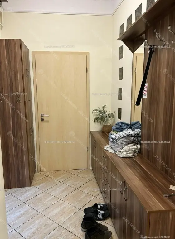 Kiadó albérlet 320000 Ft/hó áron: Budapest, VI. kerület  Bajcsy-Zsilinszky út. Mérete: 55 nm, 3 szobás | Alberlet.hu - 6647644