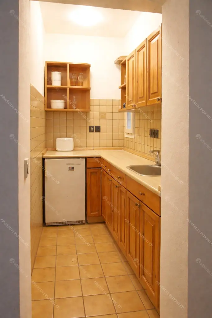 Kiadó albérlet 400000 Ft/hó áron: Budapest, VI. kerület  Bajcsy-Zsilinszky út. Mérete: 62 nm, 2 szobás | Alberlet.hu - 6657112