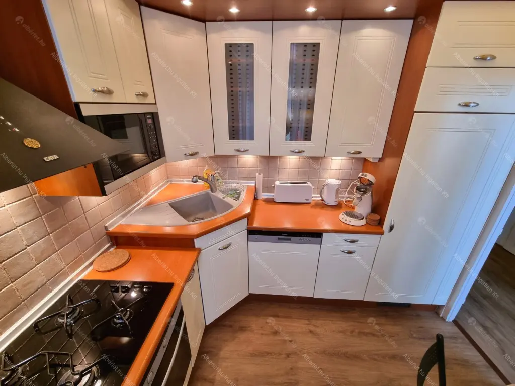 Kiadó albérlet 528000 Ft/hó áron: Budapest, VI. kerület  Bajcsy-Zsilinszky út. Mérete: 65 nm, 2 szobás | Alberlet.hu - 6653183