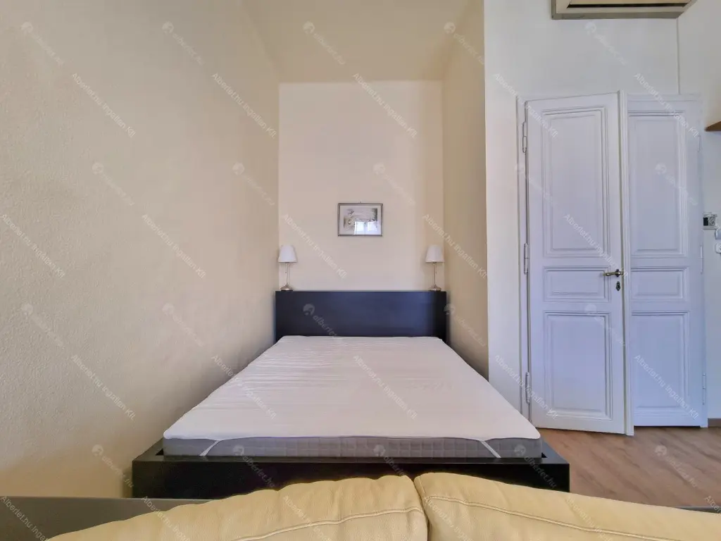 Kiadó albérlet 539000 Ft/hó áron: Budapest, VI. kerület  Bajcsy-Zsilinszky út. Mérete: 65 nm, 2 szobás | Alberlet.hu - 6654393