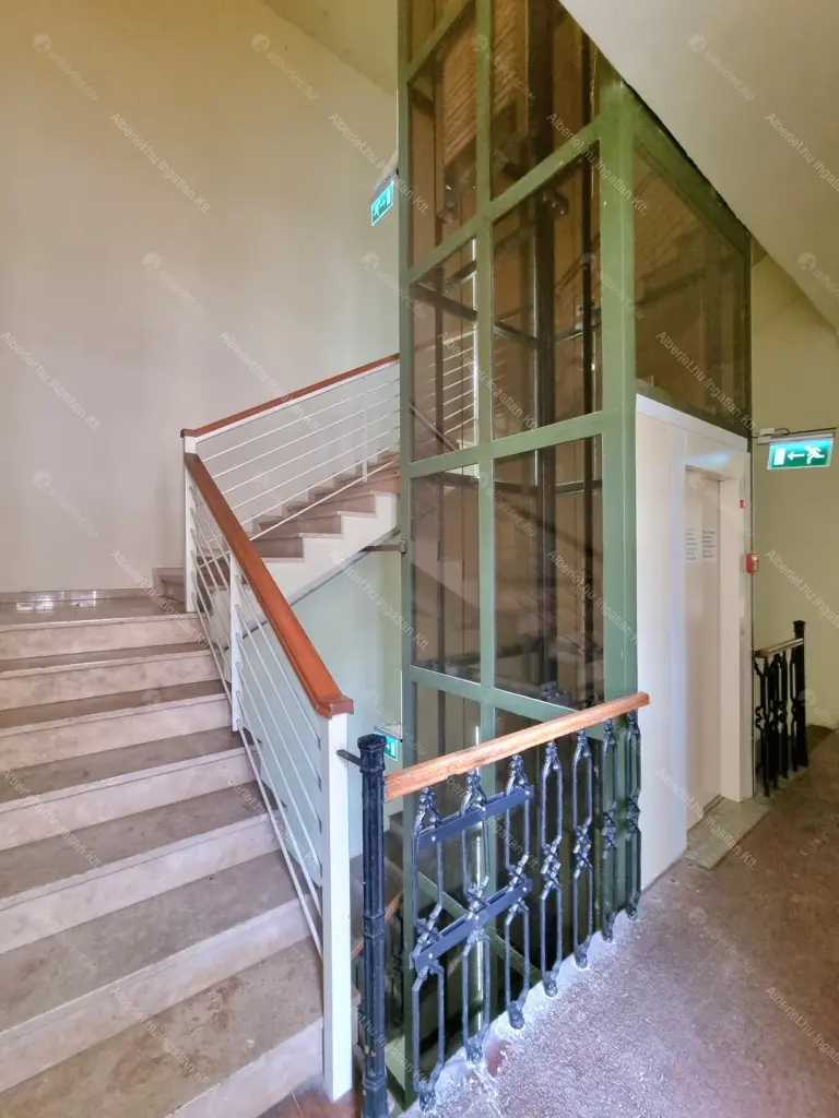 Kiadó albérlet 539000 Ft/hó áron: Budapest, VI. kerület  Bajcsy-Zsilinszky út. Mérete: 65 nm, 2 szobás | Alberlet.hu - 6654406