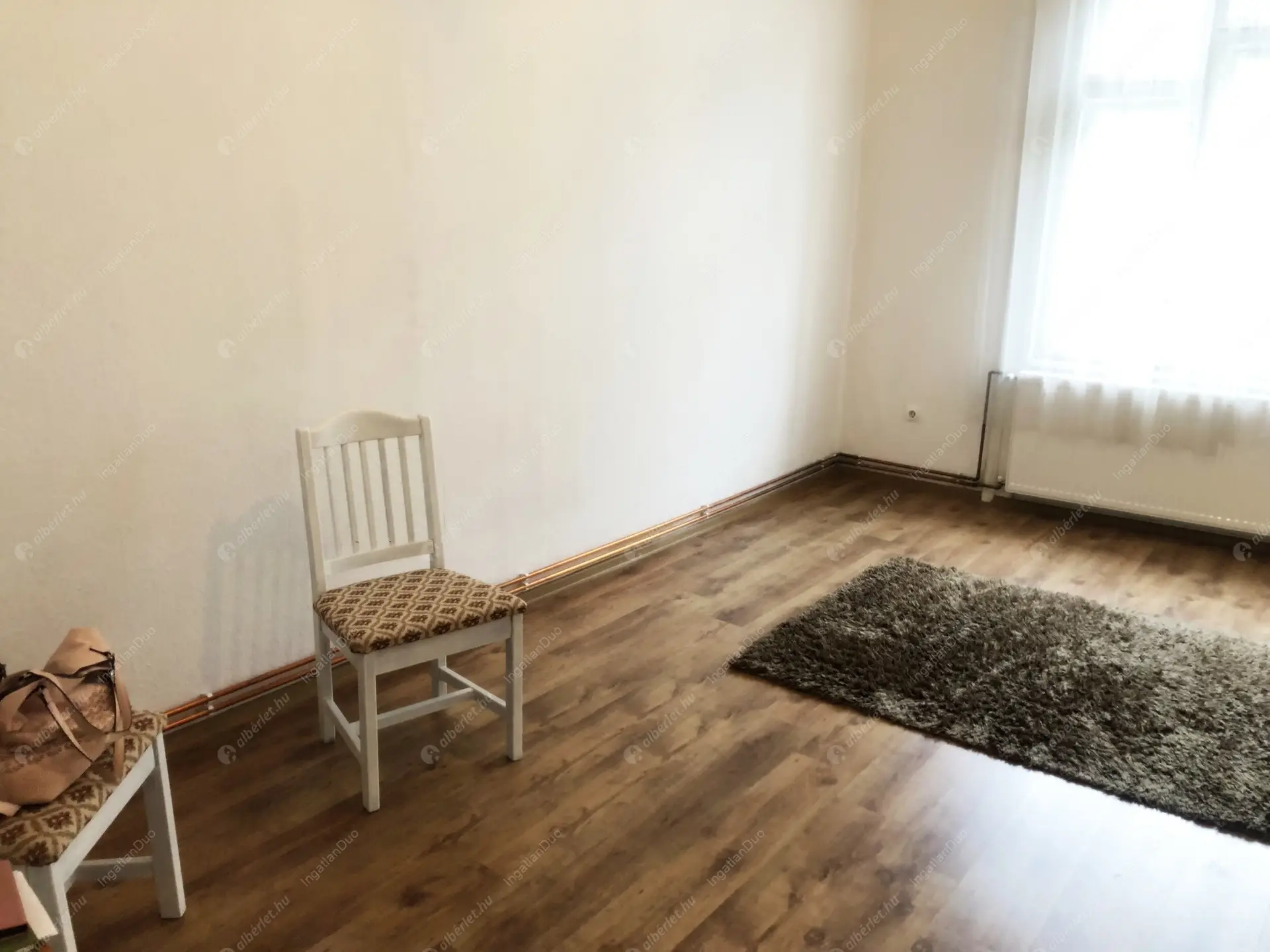 Kiadó albérlet 180000 Ft/hó áron: Budapest, VI. kerület  Bajnok utca. Mérete: 32 nm, 1 szobás | Alberlet.hu - 5902574