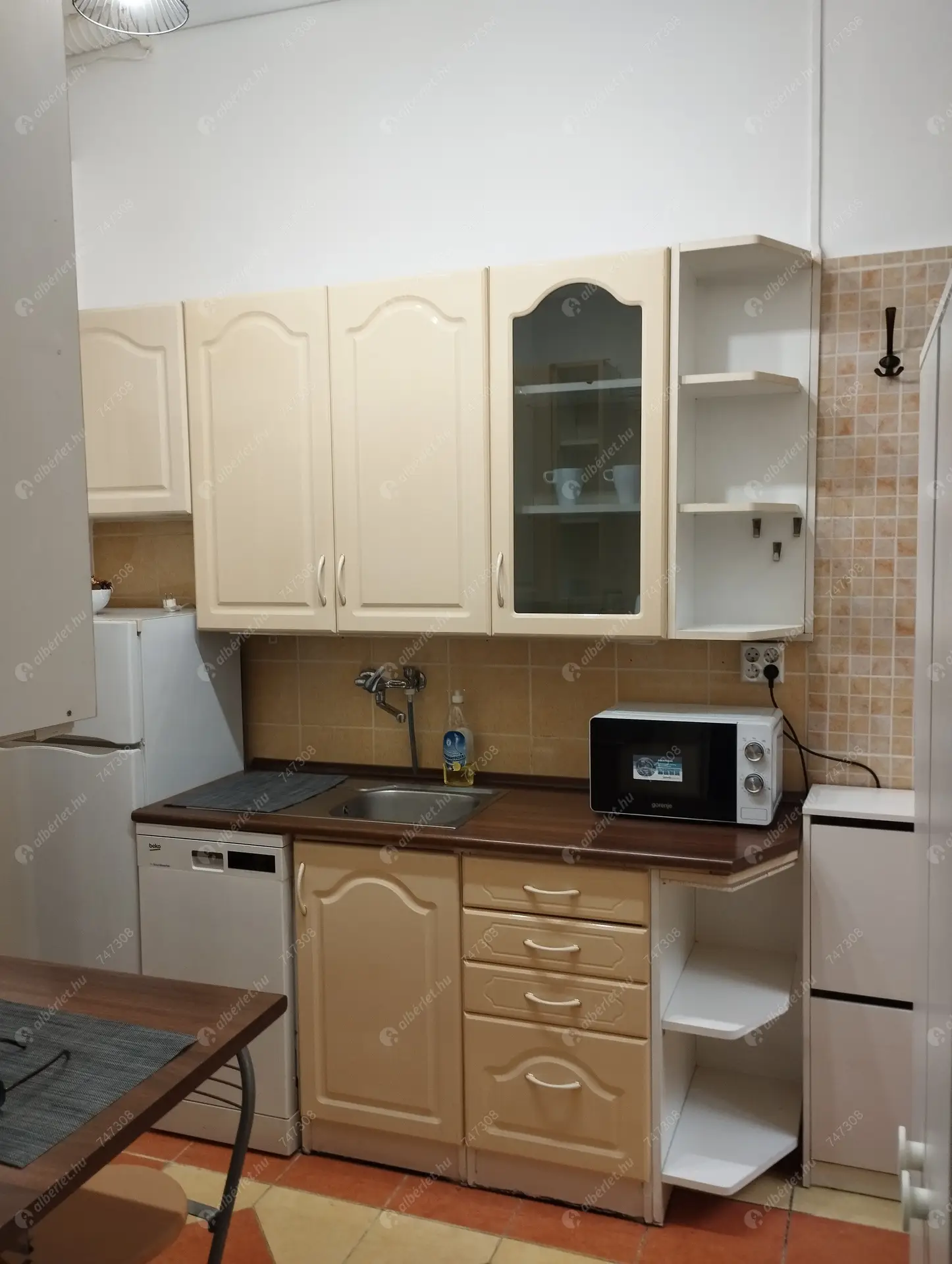 Kiadó albérlet 199000 Ft/hó áron: Budapest, VI. kerület  Bajnok utca. Mérete: 35 nm, 1 szobás | Alberlet.hu - 6263448