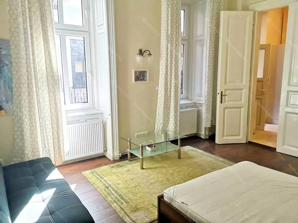 Kiadó albérlet 249000 Ft/hó áron: Budapest, VI. kerület  Bajnok utca. Mérete: 43 nm, 1 szobás | Alberlet.hu - 6654606