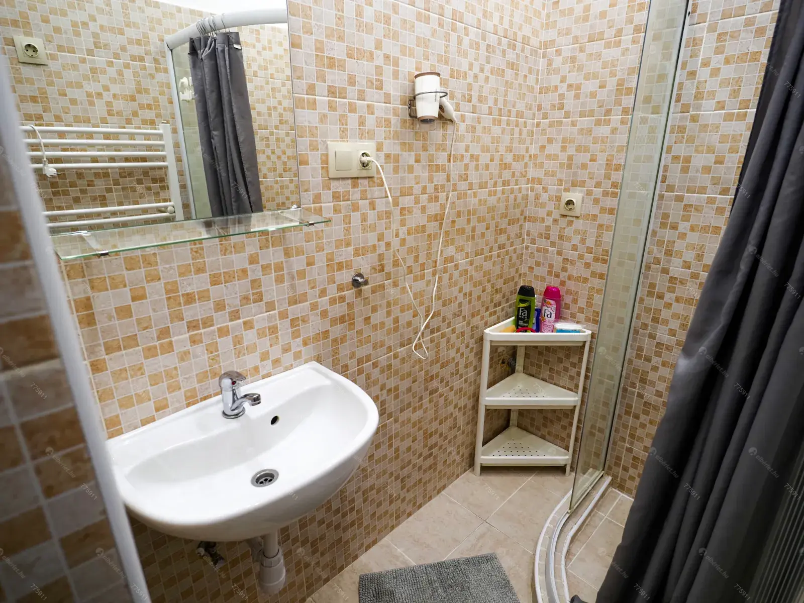 Kiadó albérlet 200000 Ft/hó áron: Budapest, VI. kerület   Bajza utca . Mérete: 32 nm, 1 szobás | Alberlet.hu - 6676508