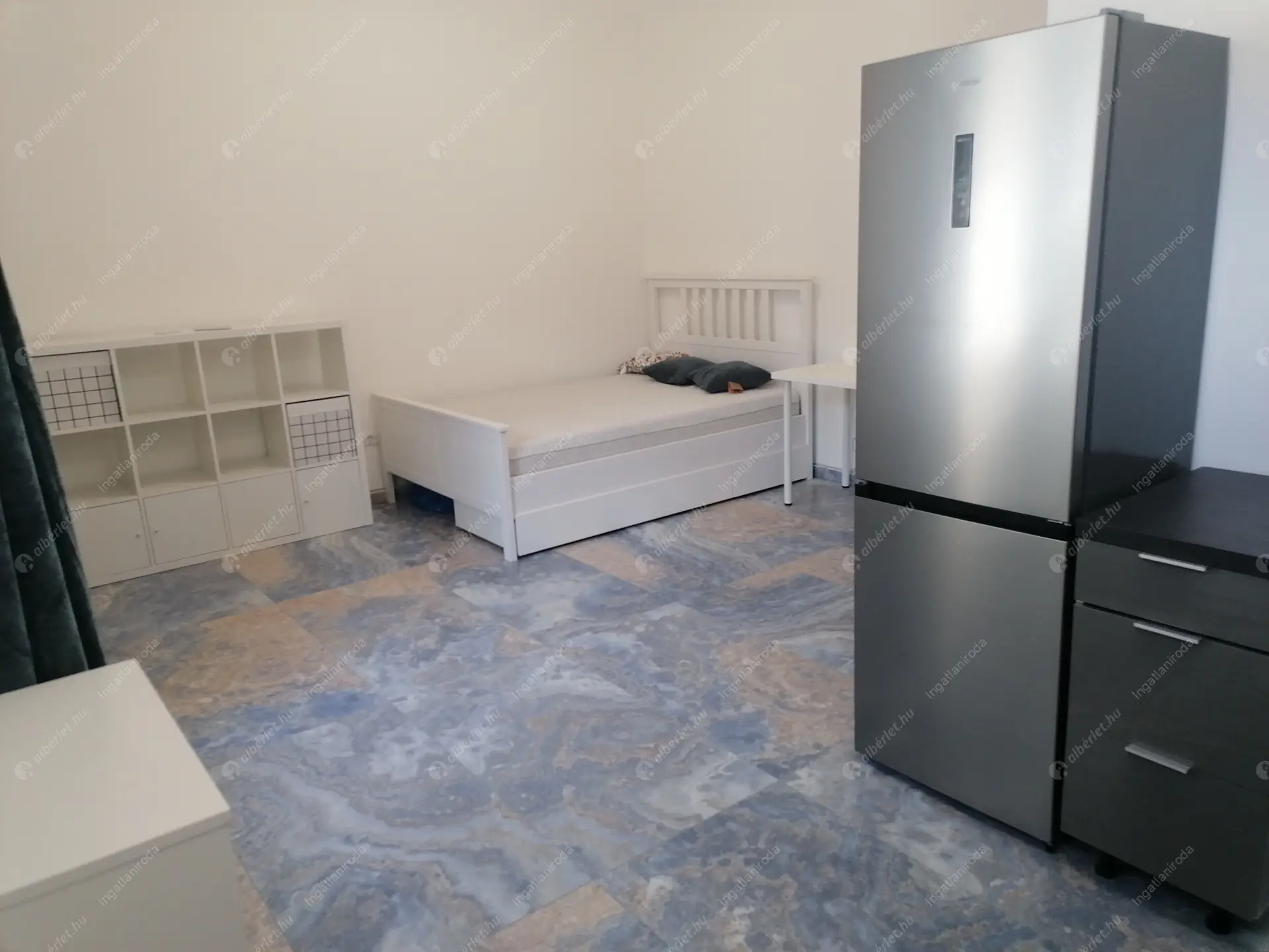 Kiadó albérlet 180000 Ft/hó áron: Budapest, VI. kerület  Bajza utca. Mérete: 25 nm, 1 szobás | Alberlet.hu - 6502734
