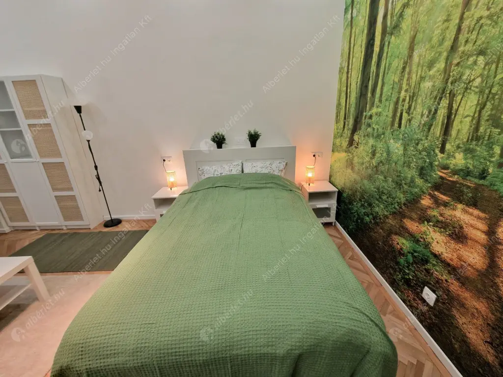 Kiadó albérlet 220000 Ft/hó áron: Budapest, VI. kerület  Bajza utca. Mérete: 28 nm, 1 szobás | Alberlet.hu - 6578412