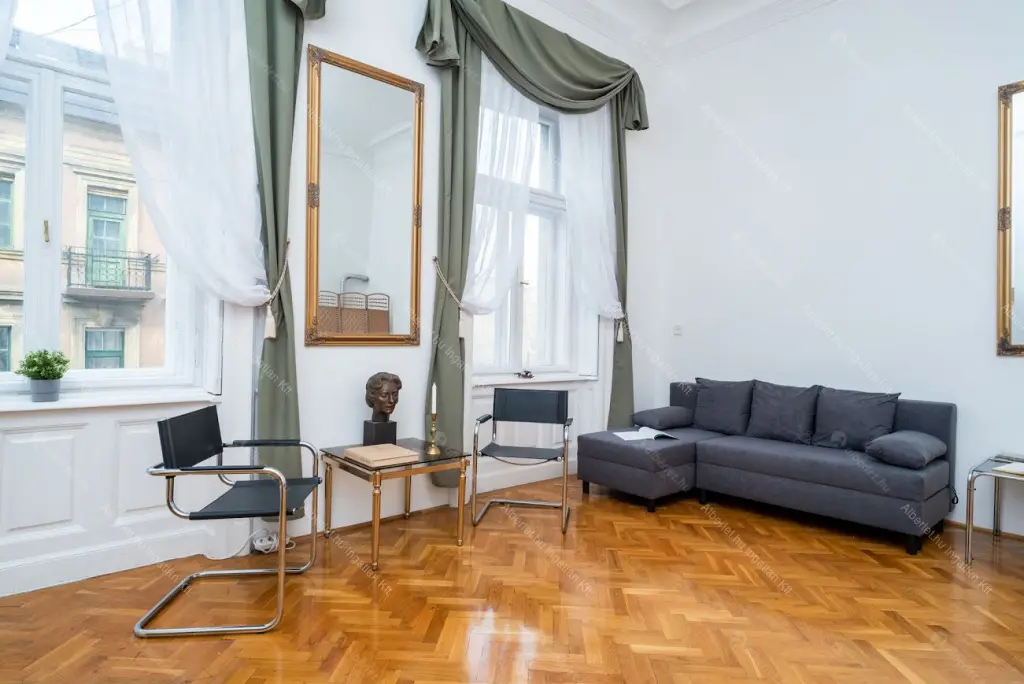 Kiadó albérlet 273000 Ft/hó áron: Budapest, VI. kerület  Bajza utca. Mérete: 57 nm, 1 szobás | Alberlet.hu - 6687344