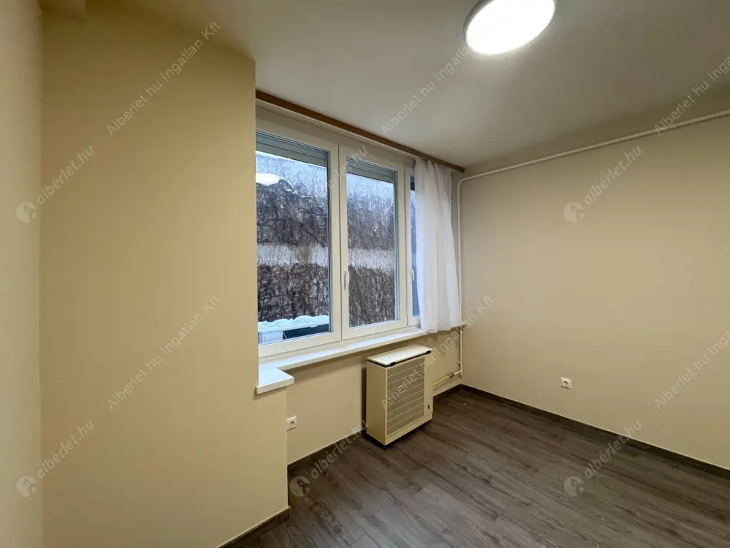 Kiadó albérlet 299000 Ft/hó áron: Budapest, VI. kerület  Bajza utca. Mérete: 75 nm, 3 szobás | Alberlet.hu - 6624533