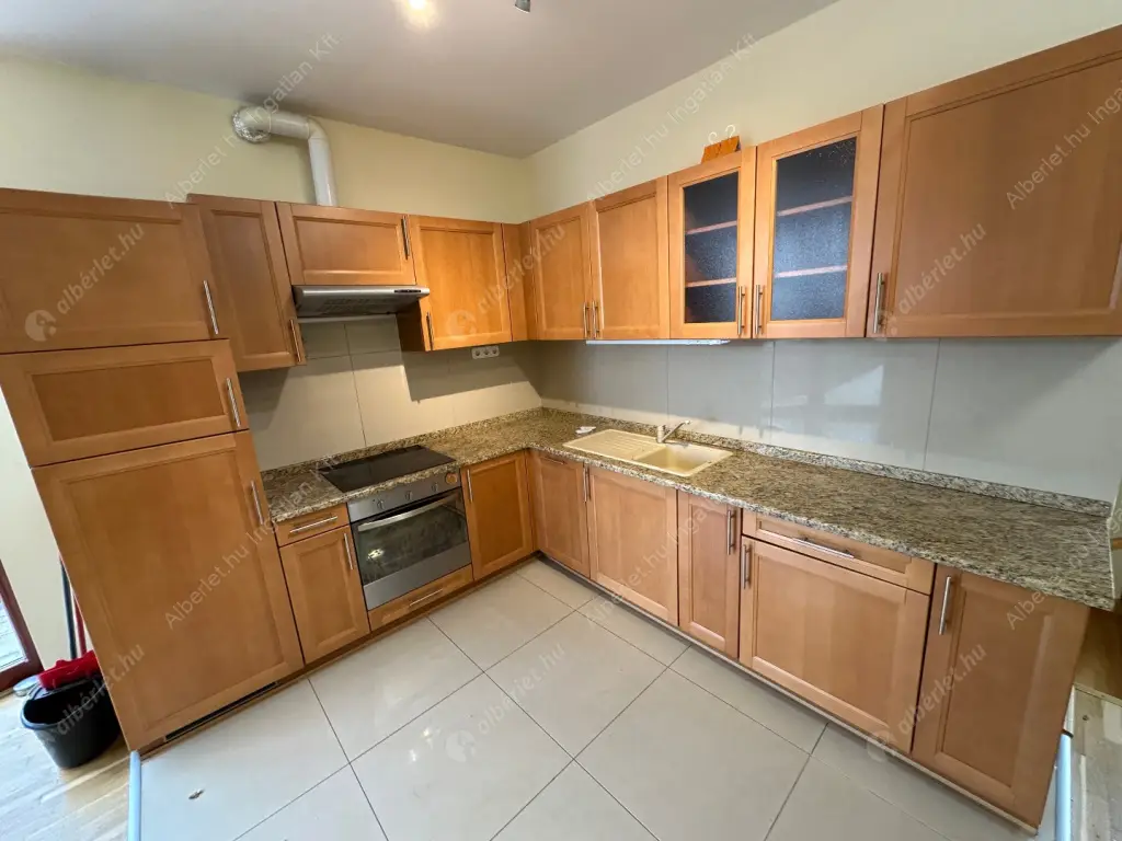 Kiadó albérlet 790000 Ft/hó áron: Budapest, VI. kerület  Benczúr utca. Mérete: 137 nm, 4 szobás | Alberlet.hu - 6591951