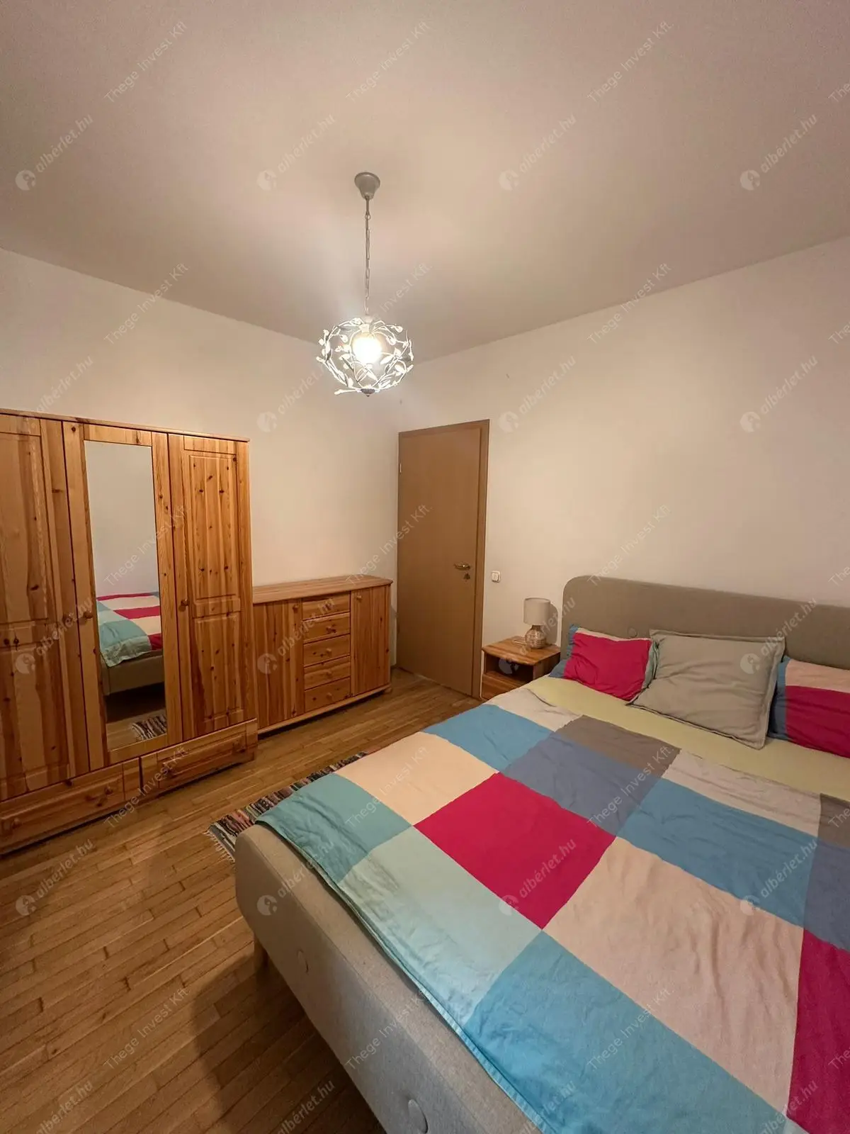 Kiadó albérlet 280000 Ft/hó áron: Budapest, VI. kerület  Benczúr utca. Mérete: 44 nm, 2 szobás | Alberlet.hu - 6629919