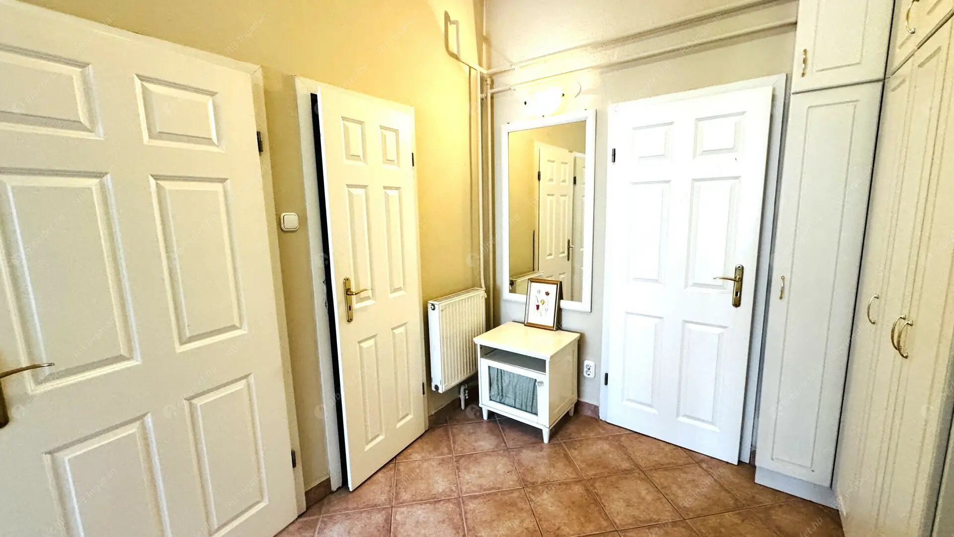 Kiadó albérlet 350000 Ft/hó áron: Budapest, VI. kerület  Benczúr utca. Mérete: 65 nm, 2 szobás | Alberlet.hu - 6516920