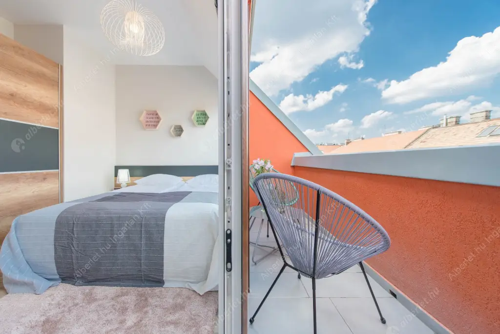 Kiadó albérlet 962000 Ft/hó áron: Budapest, VI. kerület  Csengery utca. Mérete: 104 nm, 5 szobás | Alberlet.hu - 6583188