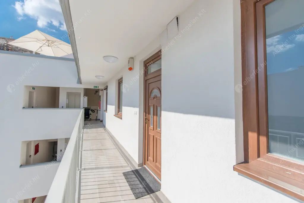 Kiadó albérlet 962000 Ft/hó áron: Budapest, VI. kerület  Csengery utca. Mérete: 104 nm, 5 szobás | Alberlet.hu - 6583202